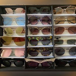 18 pairs of Sunglasses 🕶️ ☀️